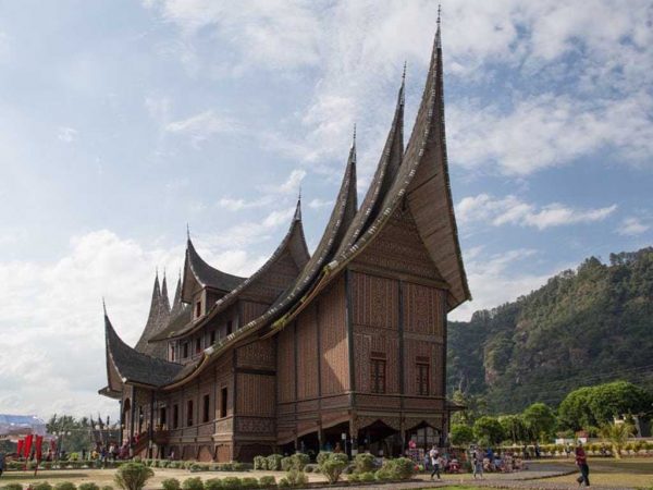 PAKET WISATA BUKITTINGGI GATHERING 3D2N