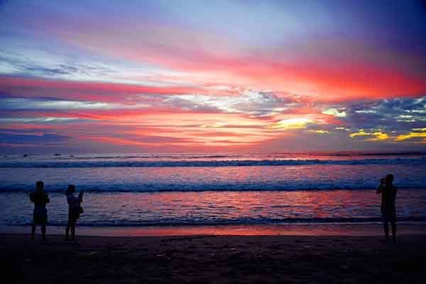 PAKET TOUR BALI 4D3N FREE & EASY KUTA