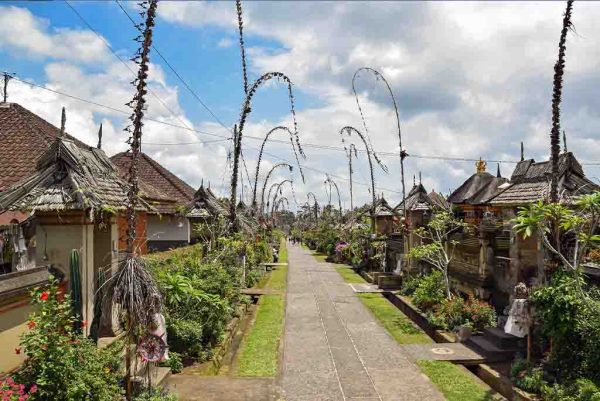 PAKET TOUR BALI 5D4N PENGLIPURAN