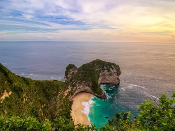 pantai kelingking nusa penida